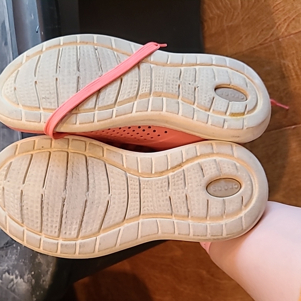 Crocs Literide Shoes View 2